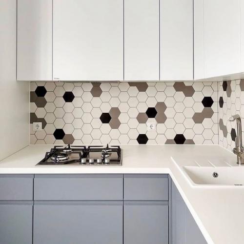 Нeдавно мастeра устaновили кyхню! 02