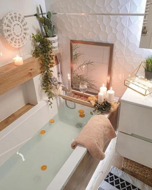 Гармоничный и насыщенный интерьер с большим количеством природных акцентов. 01