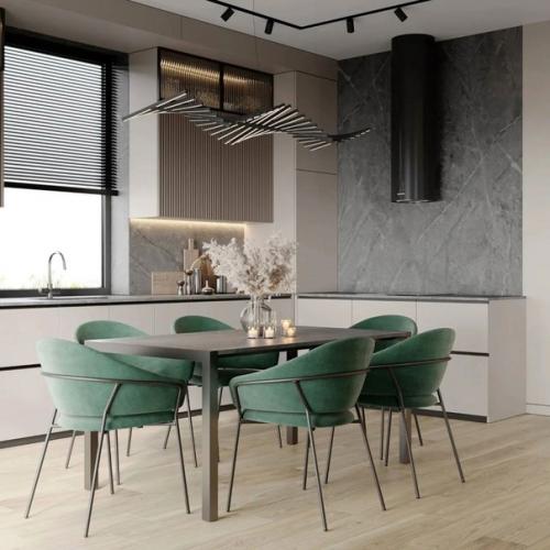 Просторная и светлая кухня - гостиная.