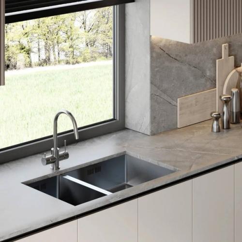 Просторная и светлая кухня - гостиная. 05