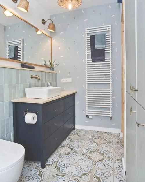 Здесь ключевую роль в интерьере сыграл именно синий - глубокий, спокойный, сдержанный. 02