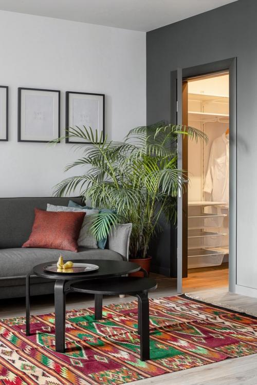 По-скандинавски тёплая, лаконичная и функциональная квартира - студия. 01