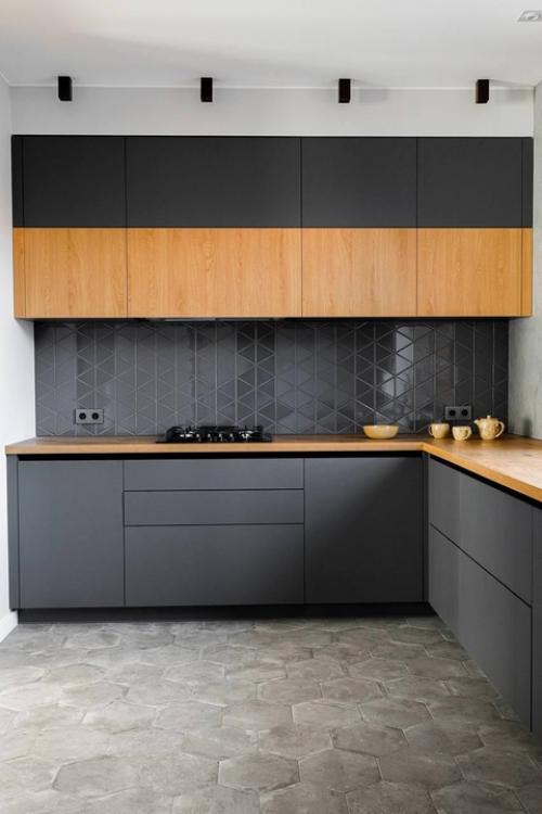 Необычно, много интересных элементов, есть изюминка и индивидуальность. 02