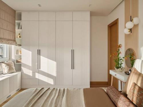 Эта квартира стала воплощением тёплого, гармоничного пространства, где каждый элемент подчинён идее уюта и комфорта. 08