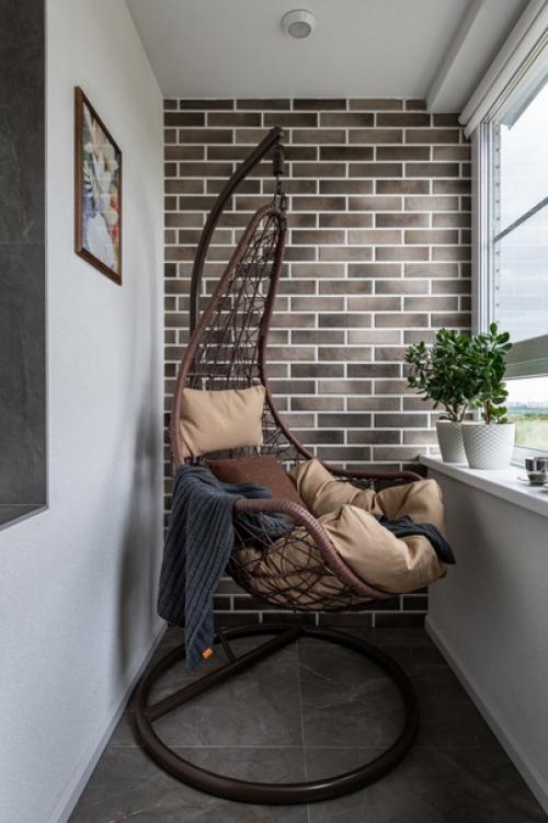 Двухкомнатная квартира с цветными акцентами. 06