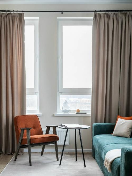 Эта квартира - пример того, как цвет и детали могут создавать ощущение настоящего домашнего тепла. 01