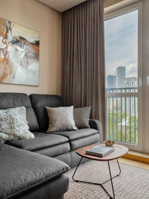 Эта квартира стала воплощением тёплого, гармоничного пространства, где каждый элемент подчинён идее уюта и комфорта. 07