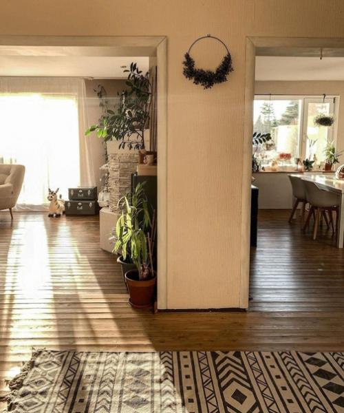 Уютная гостиная.  Интерьер в стиле то ли винтаж, то ли намёк на Прованс. 07