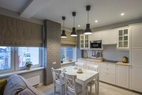 Отлично продуманная квартира - студия площадью 45 м 2 для молодой пары. 01