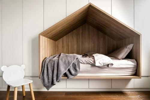 Современная квартира в тёмных тонах выглядит выразительно, стильно и уверенно. 07