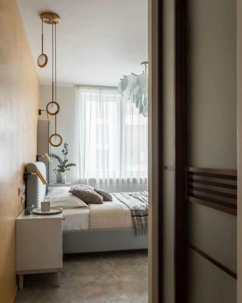 Стильный интерьер трёхкомнатной квартиры с яркими акцентами. 02