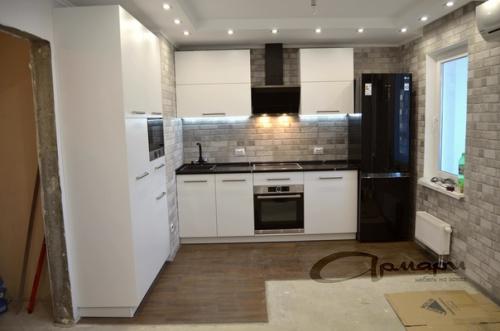 Кухня в новостройке Екатеринбурга.