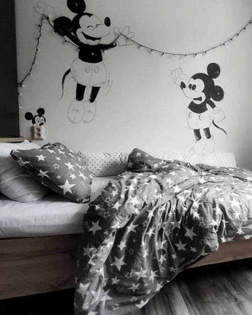 Отлично получилось!  Не каждый, конечно, сможет в таком интерьере жить, на любителя, но сделали здорово! 02