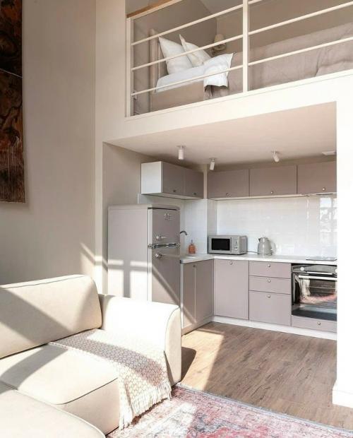 Эта небольшая квартира стала примером гармоничного сочетания стиля лофт с элементами Русского Стиля. 07