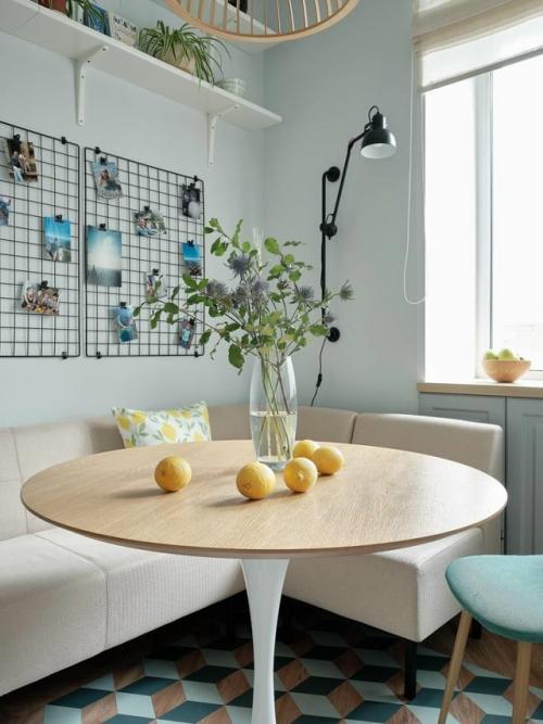 Этот проект - пример того, как можно создать современное и уютное пространство, даже при ограниченном бюджете. 04