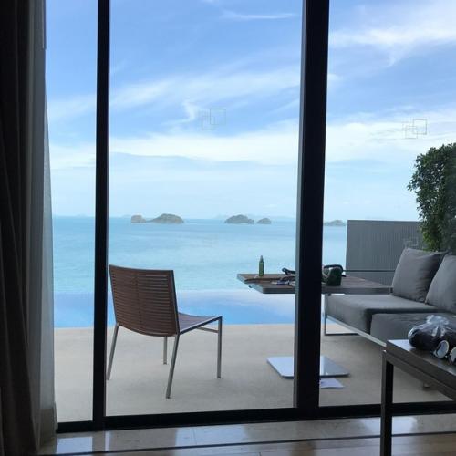 Представила себя в каждом месте с любимым человеком. 07