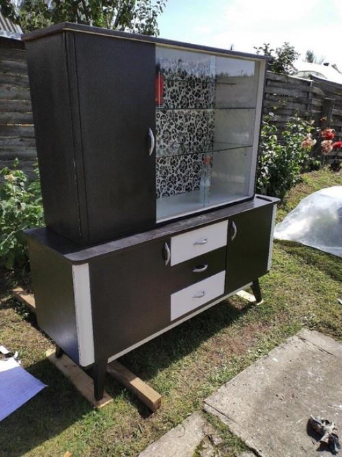 Очень классно!  Советскую мебель люблю. 03