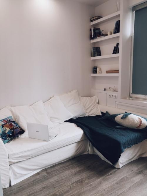 Наша маленькая квартира - оформили вместе с мужем. 06