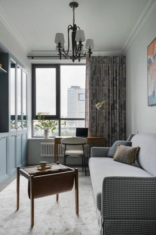 Этот интерьер доказывает, что классика уместна в любых пространствах - даже в современных новостройках. 03
