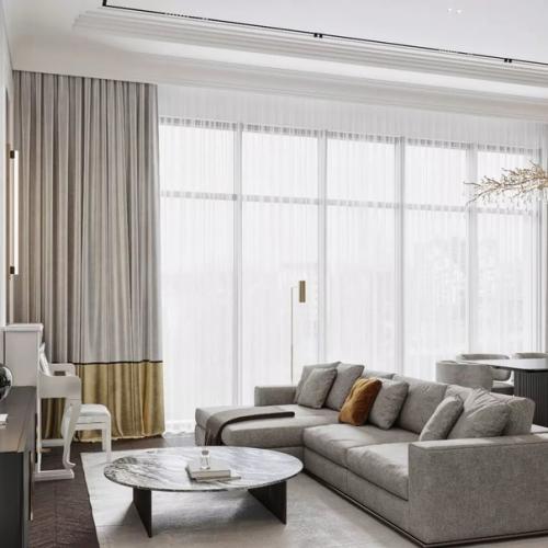 Интерьер большой кухни - гостиной в современной классике.