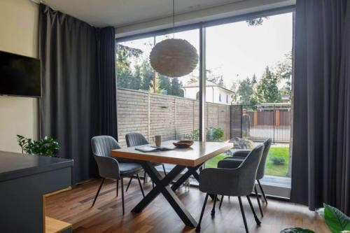 Интерьер не плох. 01