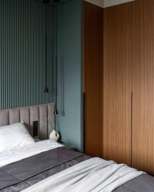 Интерьер в серо - бежевой гамме, с добавлением голубых и сине-зеленых оттенков в качестве акцентов. 05