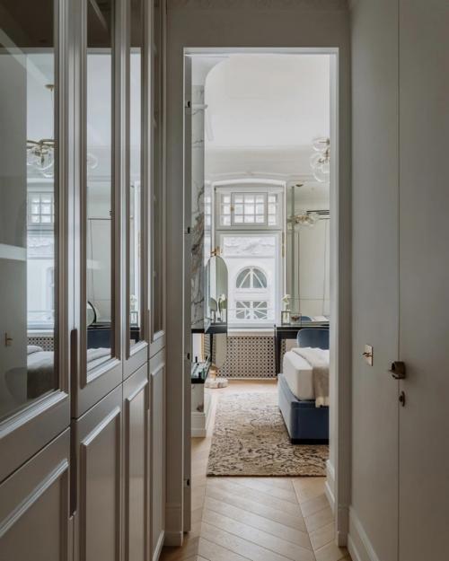 Это тонкий диалог между прошлым и настоящим. 02