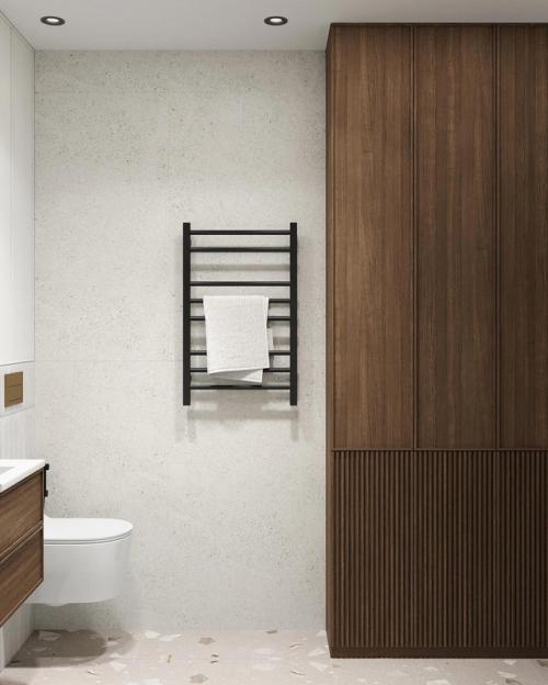 Проект этой ванной комнаты - настоящий пример баланса текстур и оттенков. 04