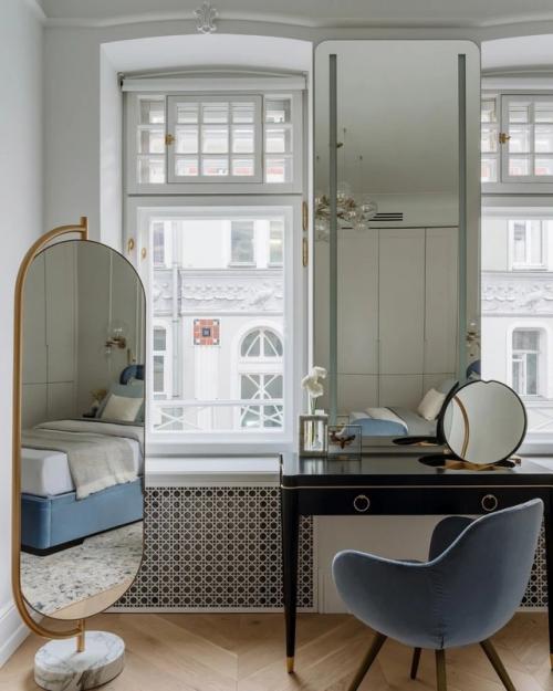 Это тонкий диалог между прошлым и настоящим. 03