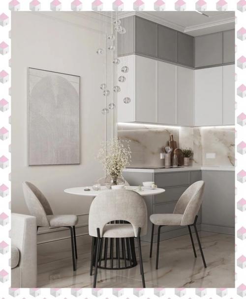 Любимый в наших широтах бежевый цвет и его оттенки, молдинги и много света и воздуха. 02