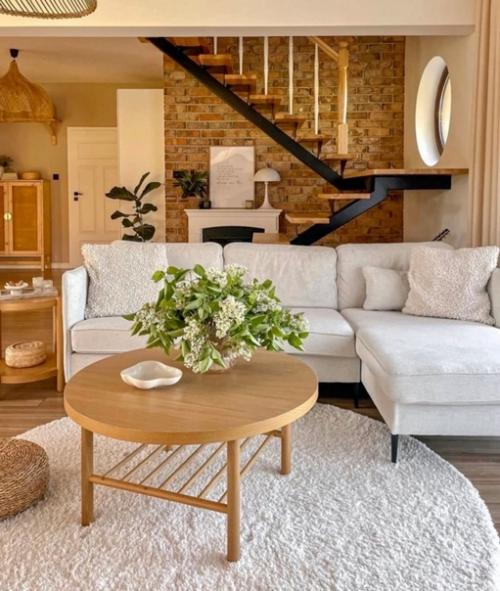 Прелестная обстановка в частном доме. 08