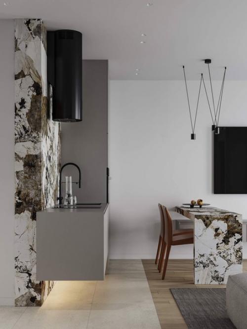 Панорамное остекление придает квартире особый шик и обеспечивает оптимальное количество естественного света. 01