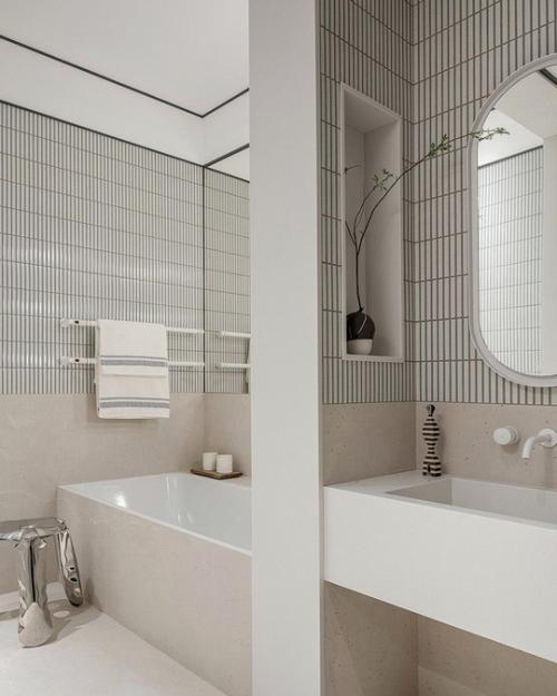 Разумная планировка, природные материалы, галерейное искусство и дизайн. 07