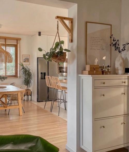 Прелестная обстановка в частном доме. 03