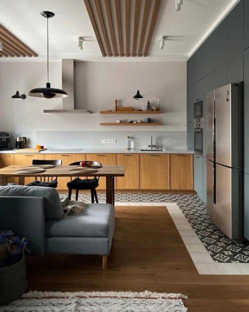 Вот такая красивая кухня - гостиная после ремонта. 01