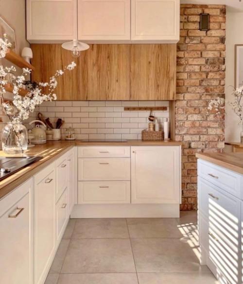 Прелестная обстановка в частном доме. 09