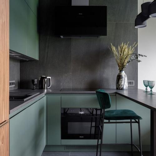 Благородный зеленый цвет в интерьере - интересное решение для дизайна. 01