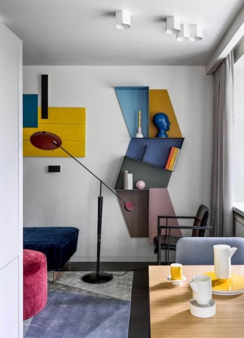 Интересно смотрится!  Но на наш взгляд, перебор с геометрией на стенах. 03