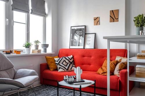 Мне кажется очень раздражающий цвет для повседневного пользования, так сказать.