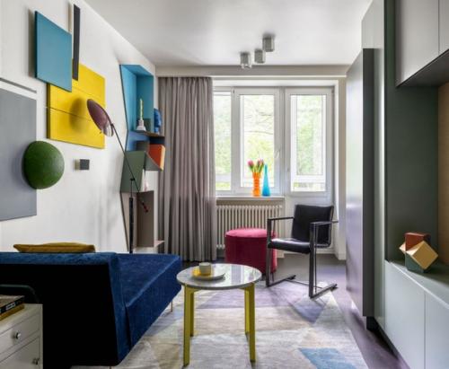 Интересно смотрится!  Но на наш взгляд, перебор с геометрией на стенах.