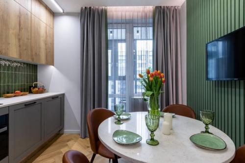 Уютная двушка в зеленых тонах для юной девушки. 04