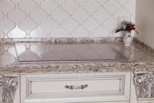 А может оцените и нашу кухню. 04