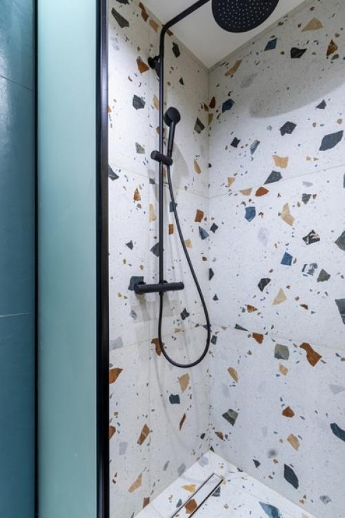 Уютная двушка в зеленых тонах для юной девушки. 07