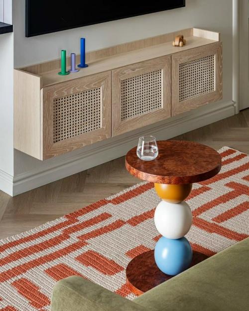 Эта квартира создана для тех, кто проводит много времени дома и ценит уют, функциональность и гармонию. 09