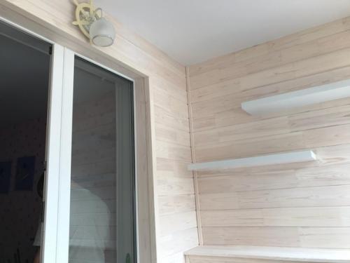 Ремонт на балконе сделал. 02