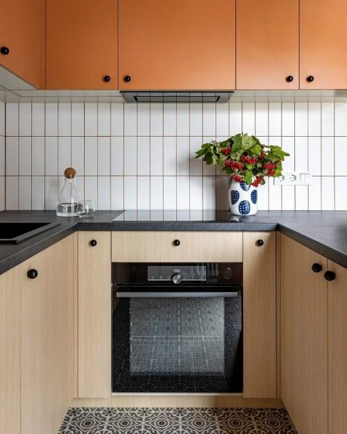 Эта квартира создана для тех, кто проводит много времени дома и ценит уют, функциональность и гармонию. 08