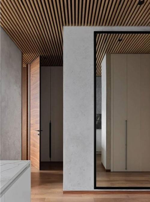 Апартаменты в высотке.  Удобный и комфортный интерьер для проживания одного человека. 06