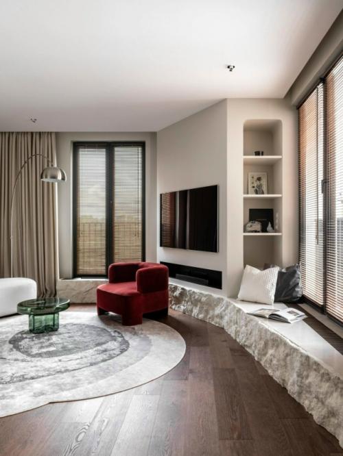 Для кота и его хозяйки: уютная и спокойная квартира в Санкт-петербурге, где комфортно всем - и человеку, и хвостатому другу. 01