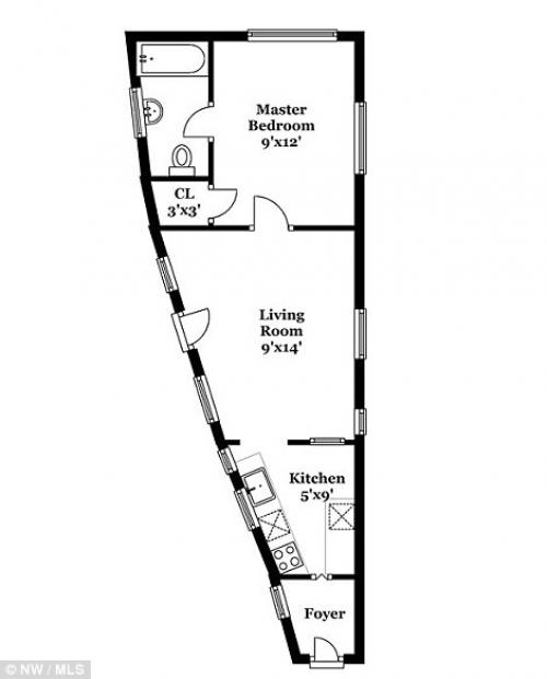 Построенный в 1925 году, узкий дом, продается за 519 тысяч долларов. 05