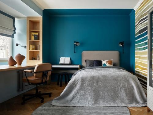 Элегантная трешка с печкой и домашней библиотекой. 05